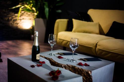 LOVE Suites & SPA \