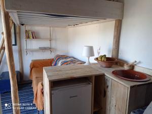 Lovely 1-Bed Cabin at Yellow house