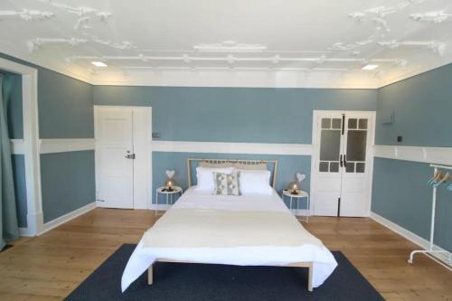 Lovely 1 Bedroom With Patio in Lisbon