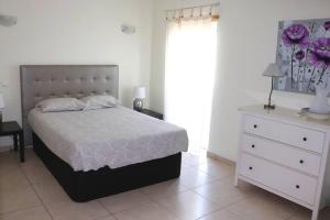 Lovely 3 bedroom villa with pool near Albufeira