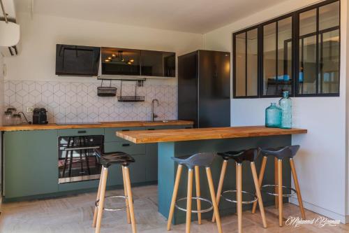 Lovely 35m flat 20 meters from the beaches Ideal for Congress & Holidays