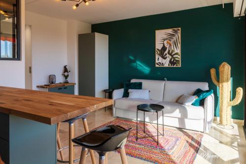 Lovely 35m flat 20 meters from the beaches Ideal for Congress & Holidays