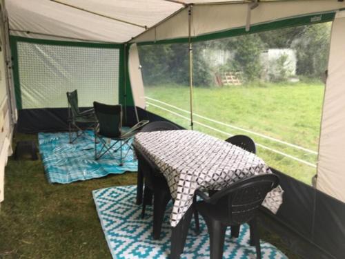 Lovely 4 berth Caravan in DOMFRONT EN POIRAIE