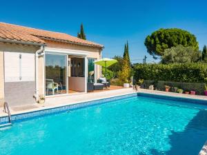 Maison de vacances Lovely Holiday Home in Argeliers with Swimming Pool  11120 Argeliers Languedoc-Roussillon