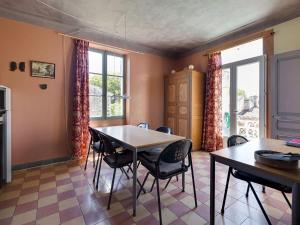Lovely Holiday Home in Artignosc sur Verdon with Pool
