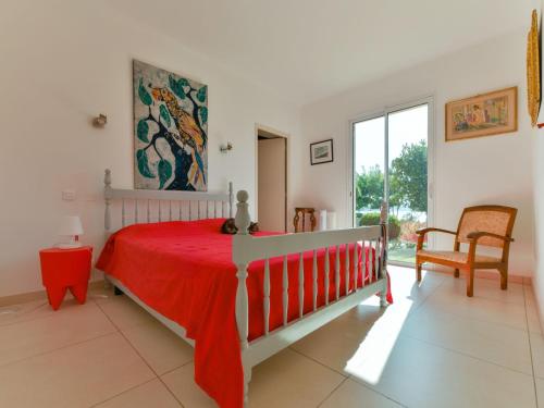 Lovely Holiday Home in Pietrosella with Terrace