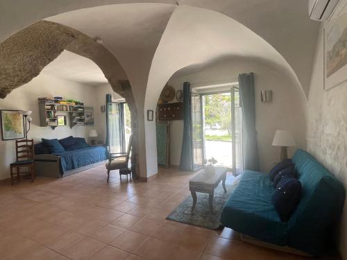 Luberon maison de village 2 à 6 personnes