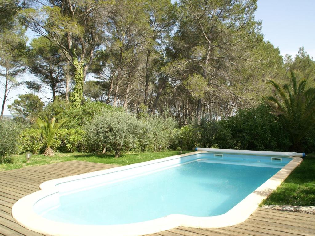 Maison de vacances Lush Holiday Home in Draguignan with Private Garden  83300 Draguignan