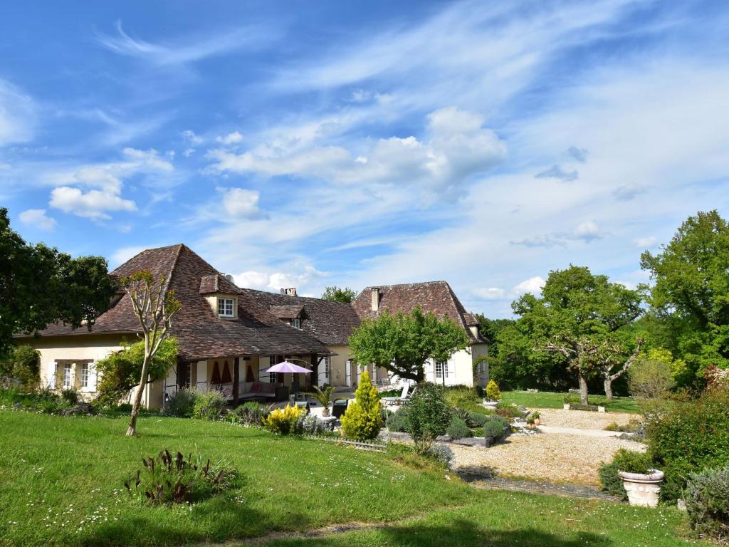 Luxurious Mansion in Aquitaine with Swimming Pool , 33220 Port-Sainte-Foy-et-Ponchapt