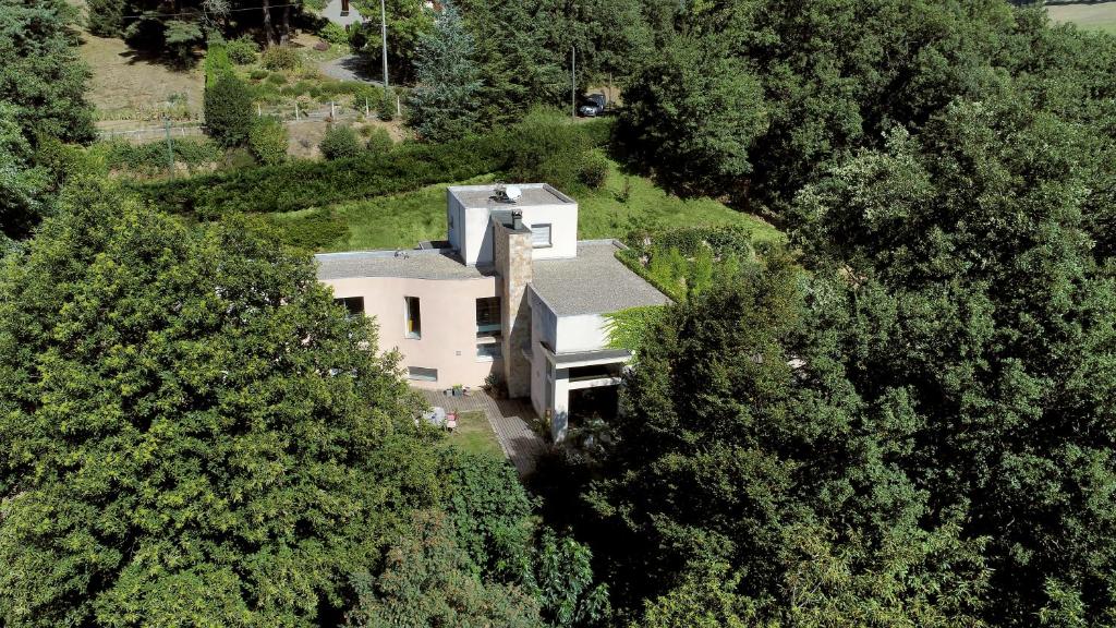 Luxurious Mansion in Saint Preuil with Sauna