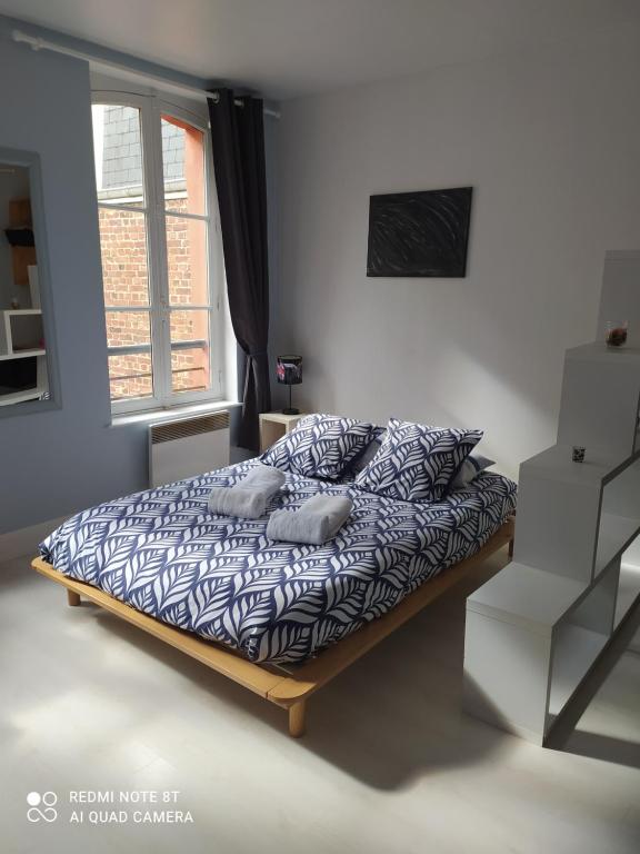 Luxury design eco house in Lübeck city with garden - terrace - home office - smart TV with Netflix