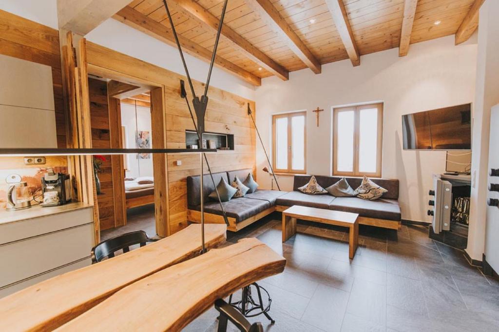 Luxus-Chalet am Fluss Am Eisenhammer 7a, 92548 Schwarzach bei Nabburg