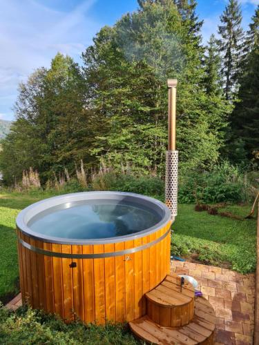 Luxus-Ferienhaus Blockhaus Chalet Nr 2 Toplage am Feldberg mit Sauna, Outdoor-Hottub, Kamin auf 1300m üM