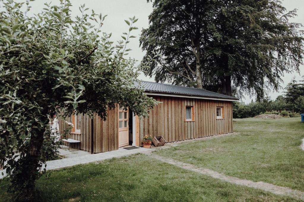 Lytte Hytte - Ferienhaus Wingst 6 Höden Zugang Lytte Hytte über Auffahrt, 21789 Wingst