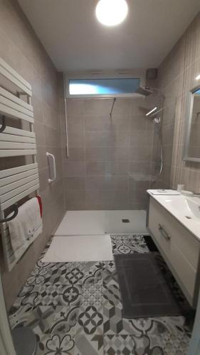 ma petite maison dans.....
