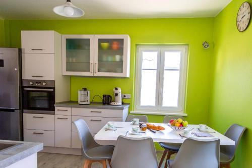 MA ROSE DES LUMIERES maison indépendante 6 personnes avec grande cour