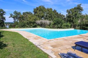 Magnificent Guest House on the bank of the Dordogne river