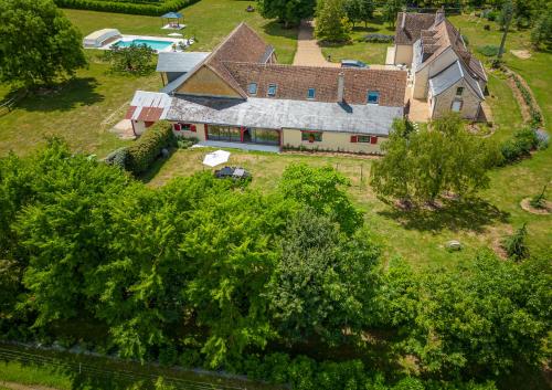 Magnifique Gîte - 2 chambres - avec petit plan d'eau