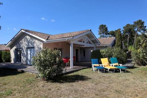 MAGNIFIQUE villa avec JARDIN proche de la PLAGE