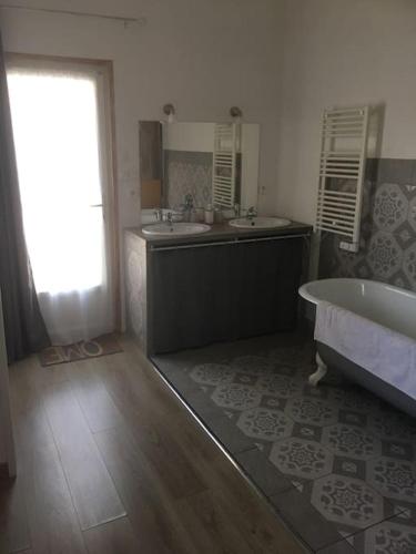 Magnifique villa avec piscine