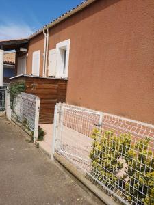 Maison 100m de la plage avec parking securise plus wifi