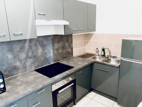 MAISON 2 CHAMBRES - LILLE - 4 PERS - 300m METRO