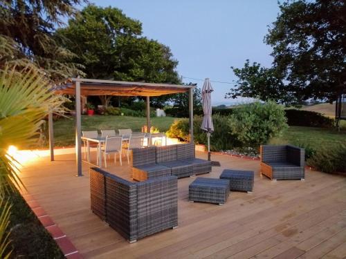 Maison 220 m² plein Sud avec vue Pyrénées