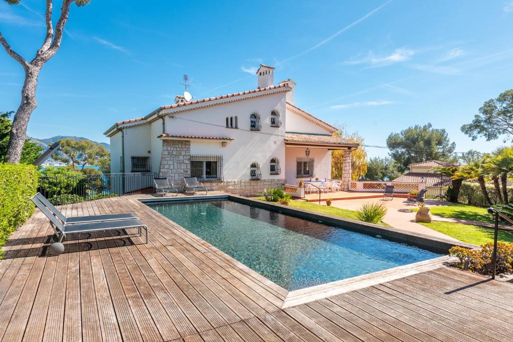 Maison 3 pièces 5-7pers Vue sur port, garage, clim 11430 Gruissan