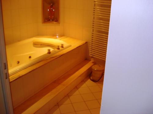 Maison 5 chambres 10 personnes proche de Bergerac