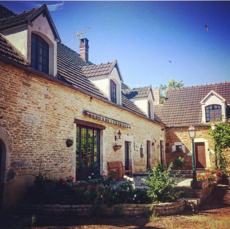 Maison 5 pers avec jardin à 200m de la plage de St-Enogat