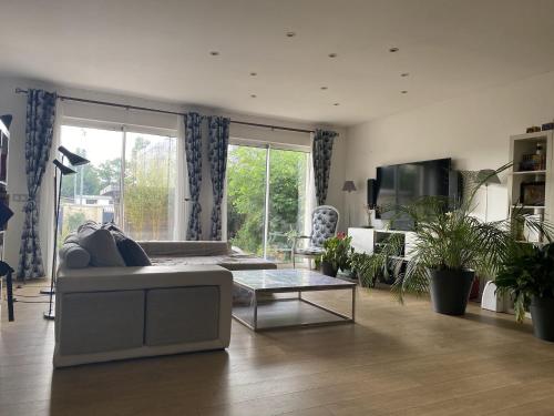 Maison 9 personnes avec jardin proche Paris et Disneyland