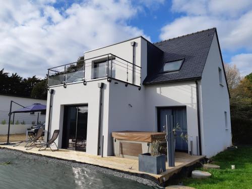 Maison à 200m des plages avec jacuzzi