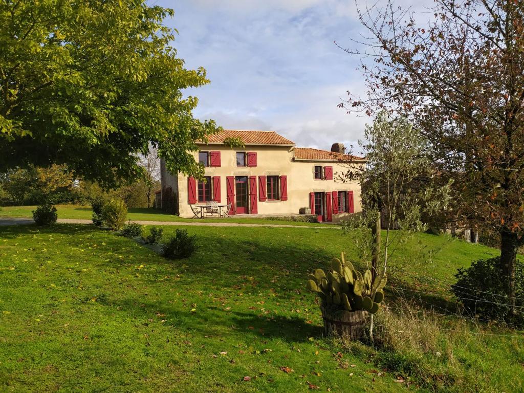 Maison de vacances Maison à moins de 10 mn du Puy du Fou La Grazelière 85130 La Verrie