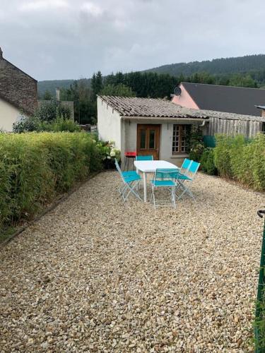 Maison agréable avec parking Bogny sur Meuse