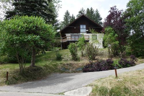 Maison ambiance chalet au pied du Charma