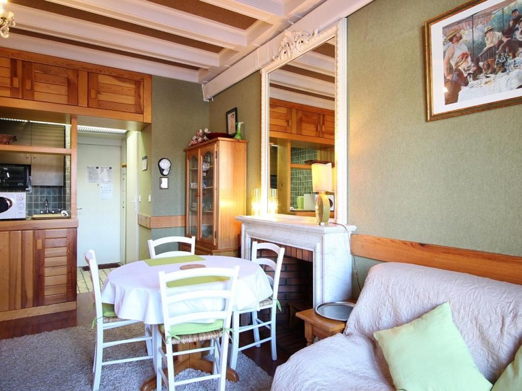 Maison Arles, 8 pièces, 10 personnes - FR-1-599-32