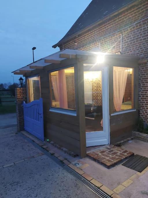 Maison au bord de l'eau avec Jacuzzi 12100 Millau