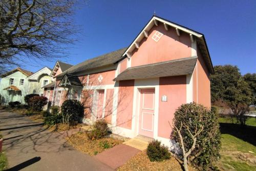 Maison au cœur d'un village vacances proche plage port et golf - 5 pers