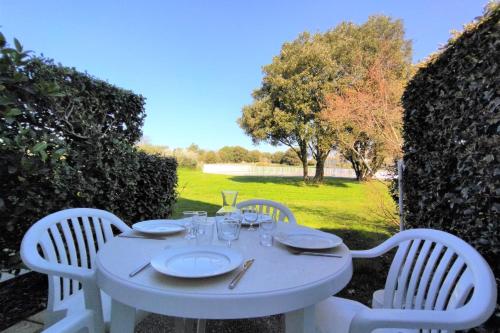 Maison au cœur d'un village vacances proche plage port et golf - 5 pers