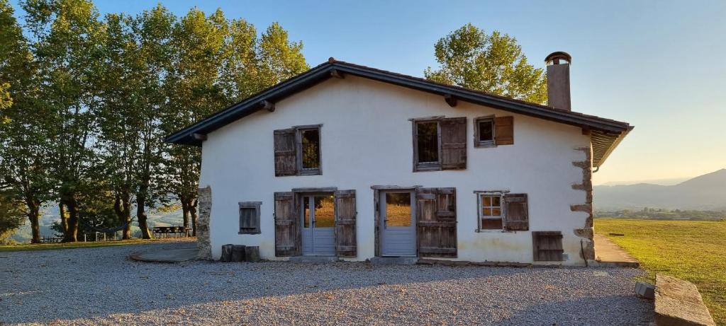MAISON AU COEUR DE LA NATURE Ziburukoborda, 64310 Amotz