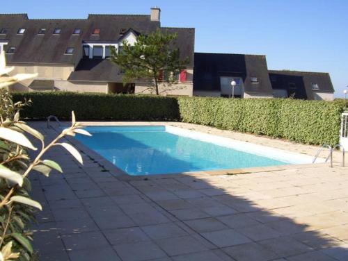 Maison au pied des dunes piscine