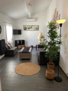 Maison de vacances Maison avec jardin à 8 min de l'aéroport Rue de la Cadière 13730 Saint-Victoret Provence-Alpes-Côte d\'Azur