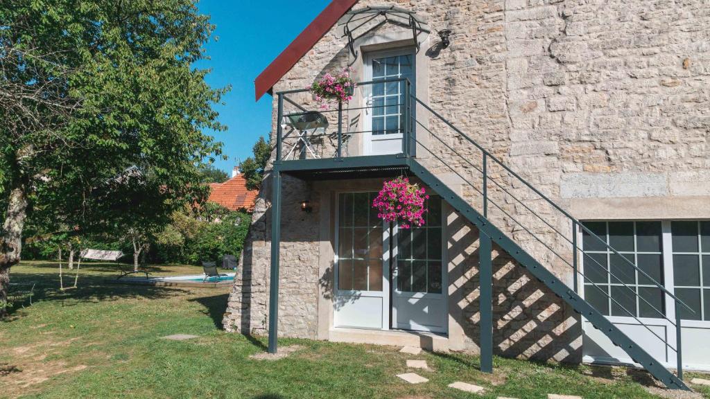 Maison avec piscine 8 couchages entre Annecy et Aix les bains 74150 Rumilly
