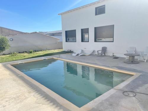 Maison avec Piscine