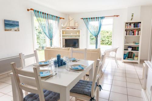 Maison avec piscine pour six personnes