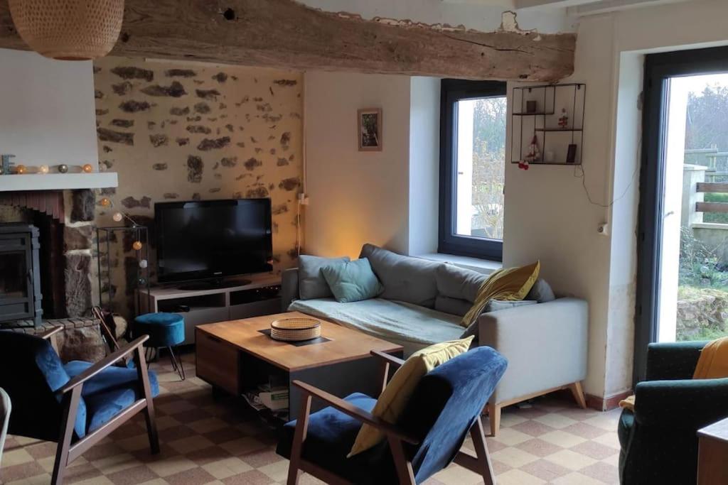 Maison de vacances Maison avec spa à la campagne 14 Rue des Templiers 72170 Moitron-sur-Sarthe