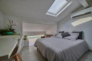 Maison avec très belle vue, golfe de St Tropez, piscine, tennis