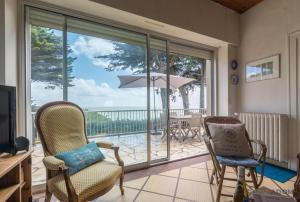 Maison avec vue imprenable sur mer à 180 degrés