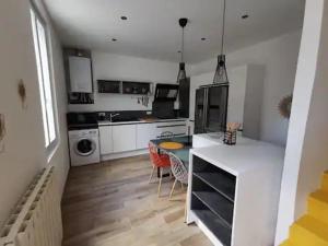 Maison Avignon, 3 pièces, 4 personnes - FR-1-698-3