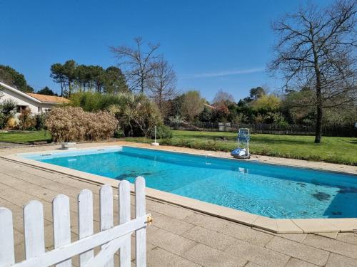 Maison Biscarrosse, 5 pièces, 8 personnes - FR-1-521-196